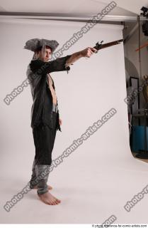  JACK PIRATE STANDING POSE WITH GUN